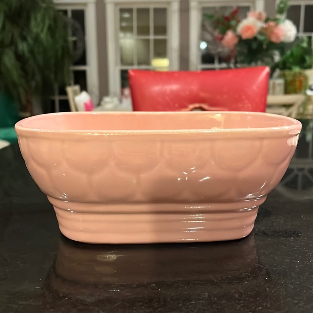 Pottery Art Deco Planter.  Pink  / Mauve / Salmon.